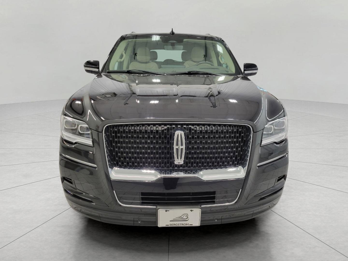 Used 2024 Lincoln Navigator L Reserve AWD/4WD image 12