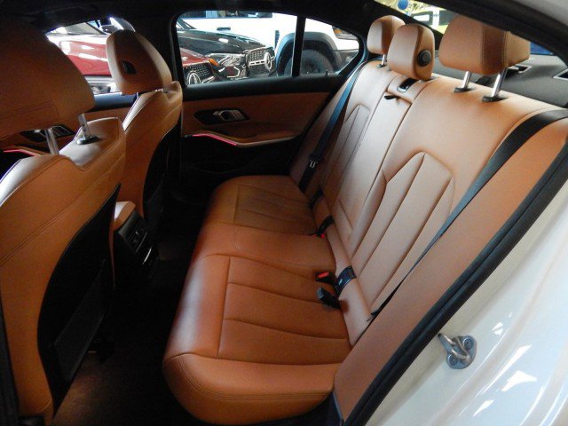 Used 2023 BMW 330i xDrive Sedan w/ M Sport Package image 22