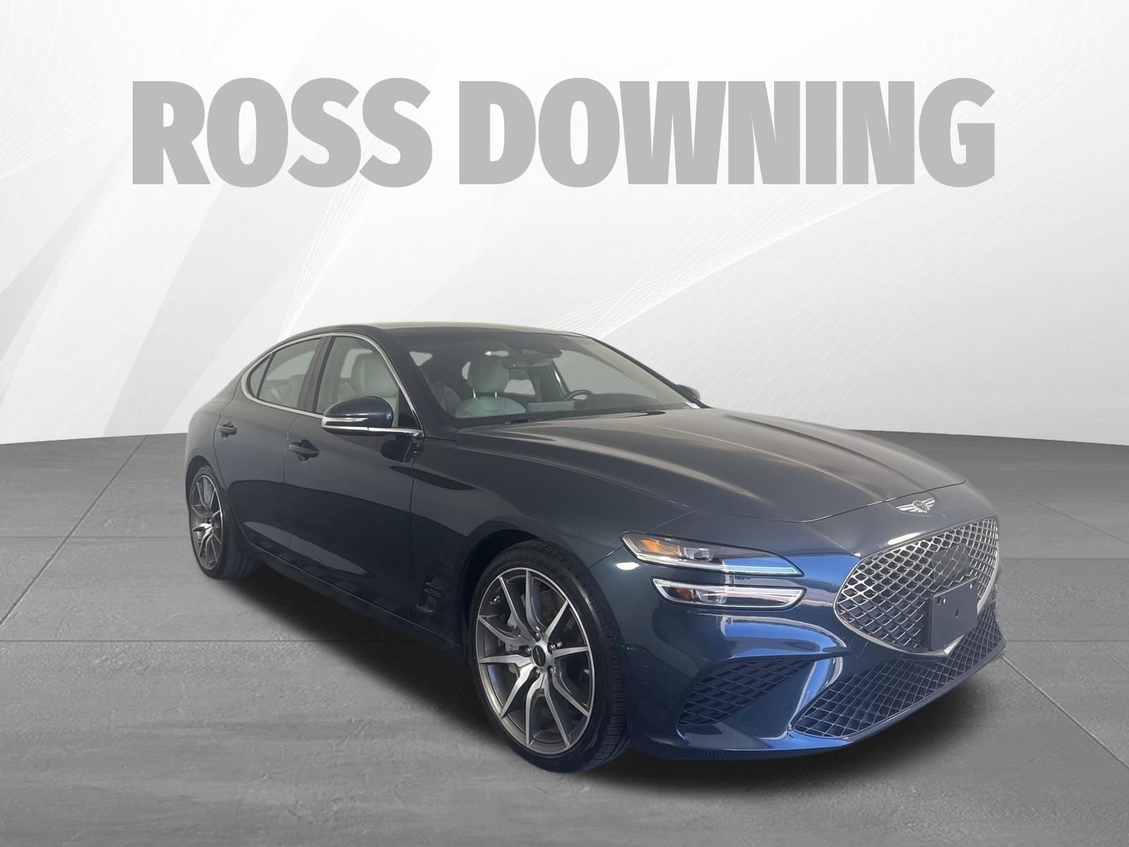 Used 2025 Genesis G70 2.5T image 3