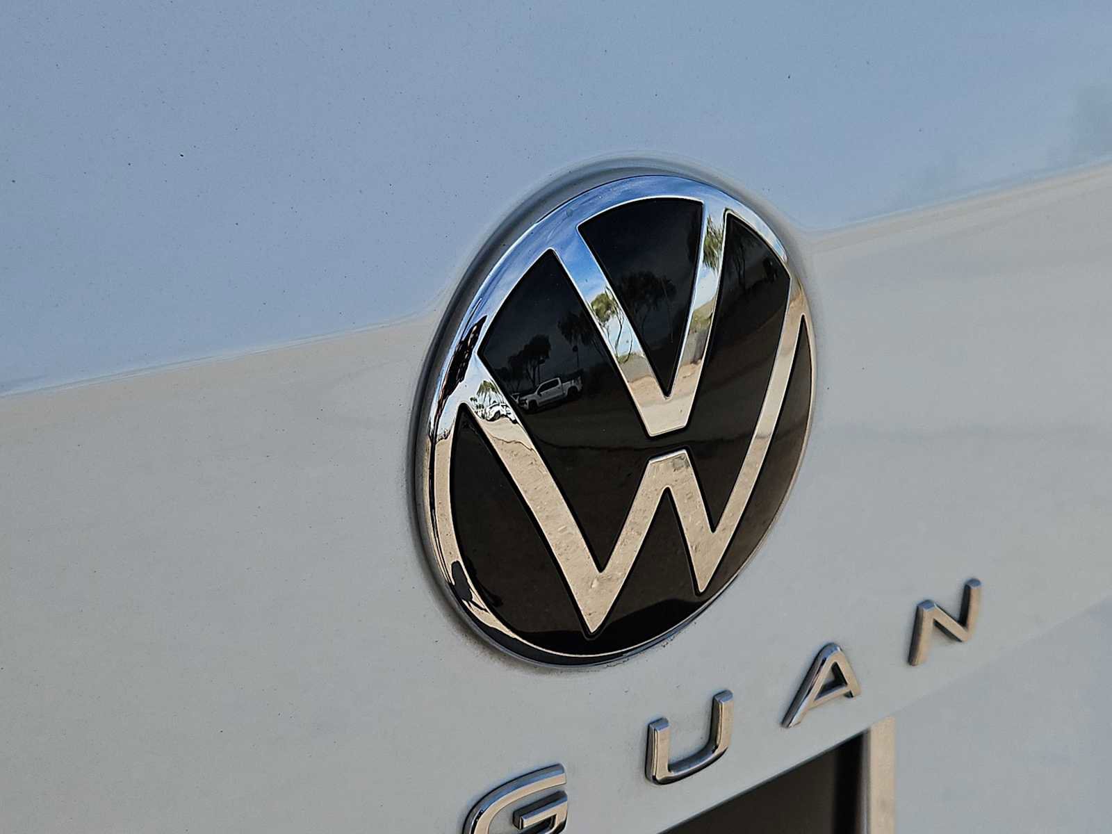 Used 2022 Volkswagen Tiguan S image 11