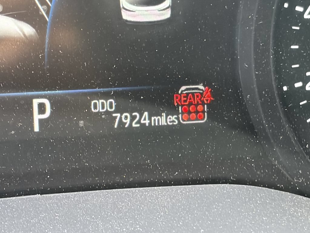 Certified 2026 Toyota Sienna XLE FWD image 12