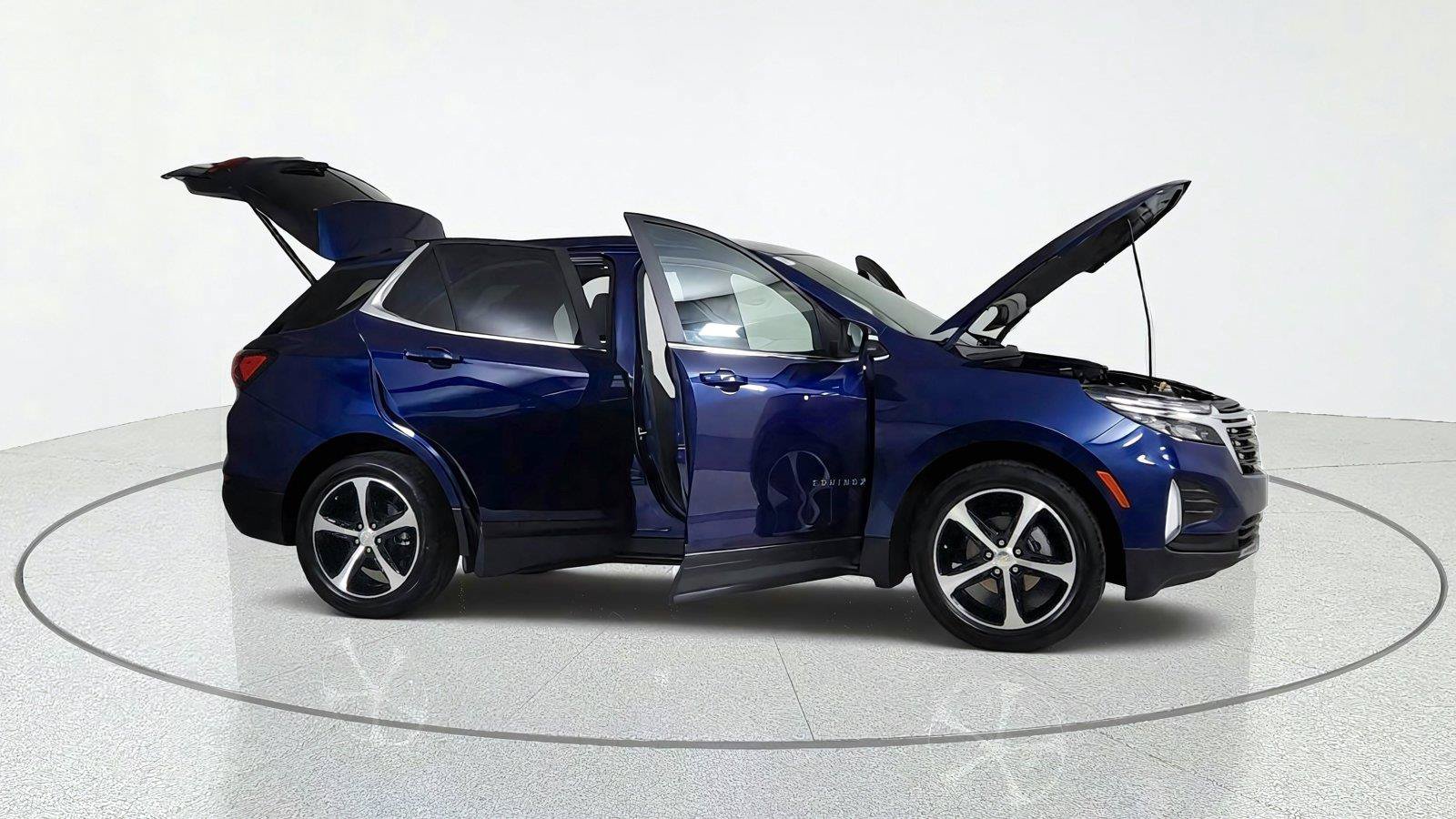 Used 2023 Chevrolet Equinox LT FWD image 15