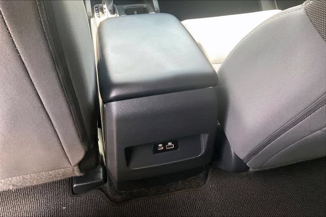 Used 2025 Nissan Frontier SV RWD image 31