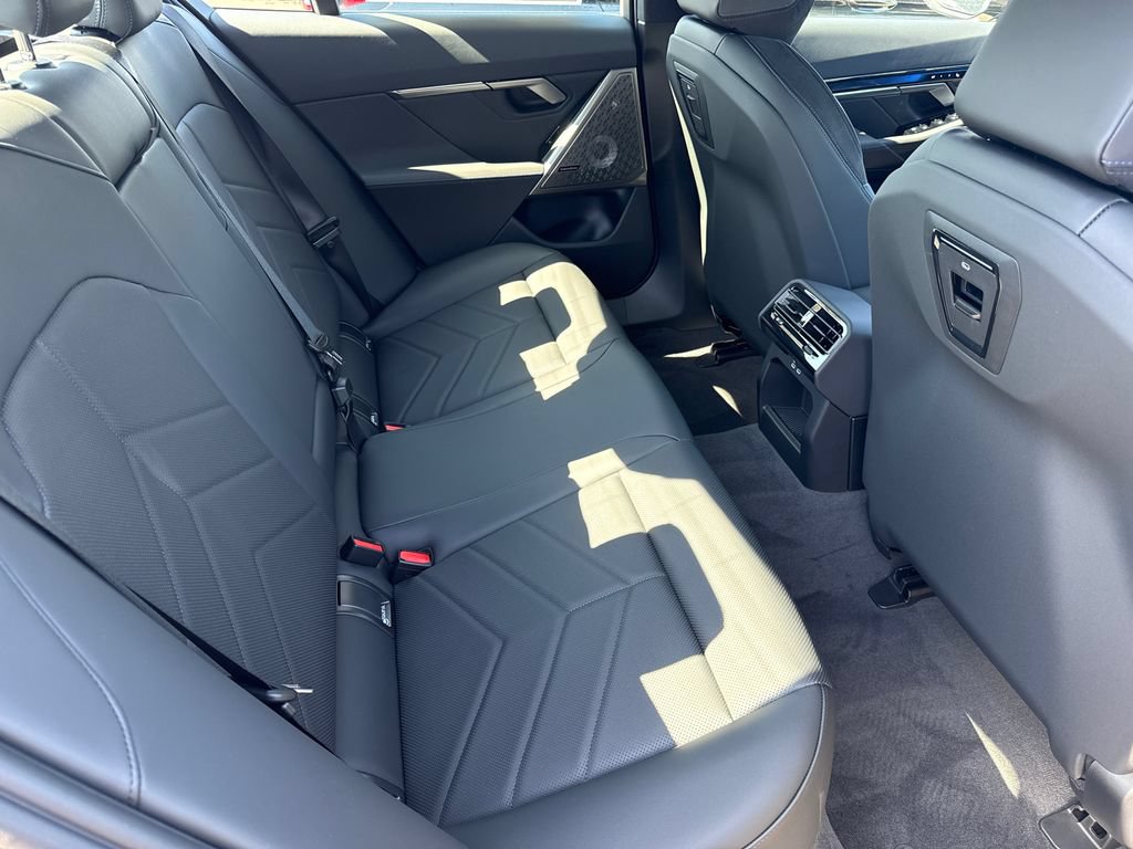 New 2026 BMW i5 M60 AWD/4WD image 16