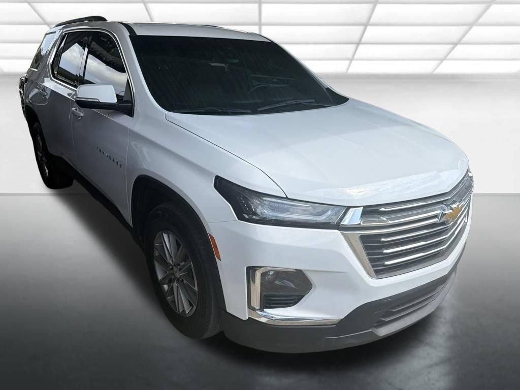 Used 2023 Chevrolet Traverse LT w/ LPO, Floor Liner Package AWD/4WD image 1