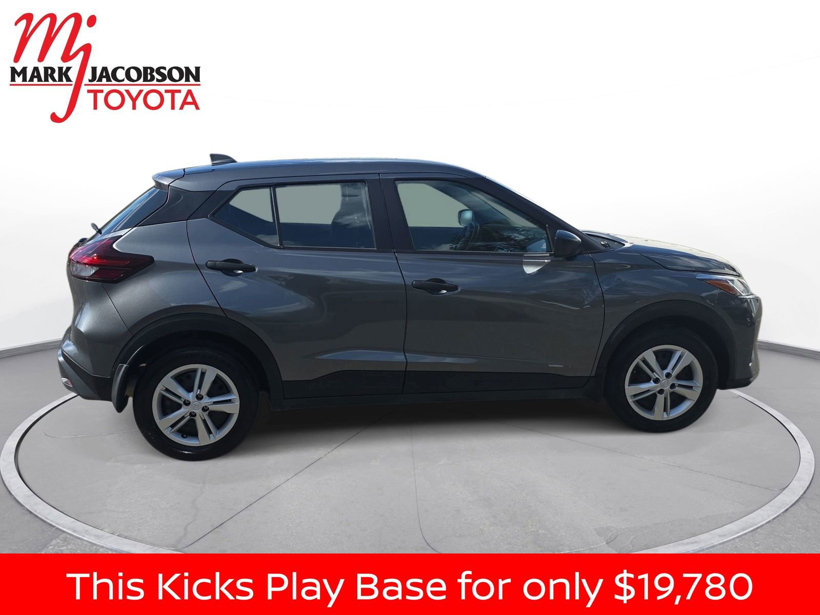 Used 2025 Nissan Kicks Play S image 7
