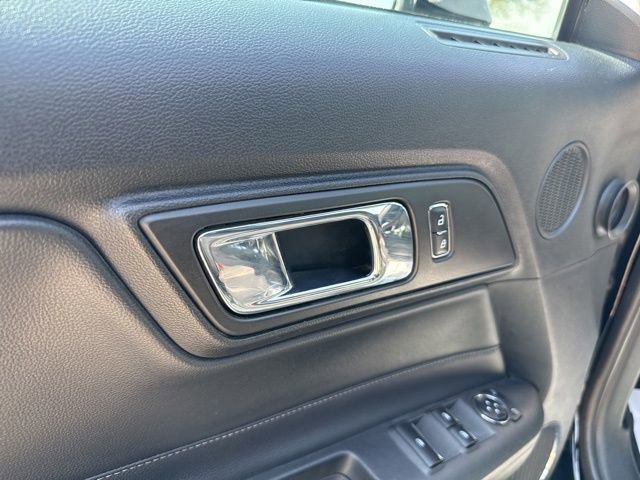 Used 2017 Ford Mustang Premium RWD image 23