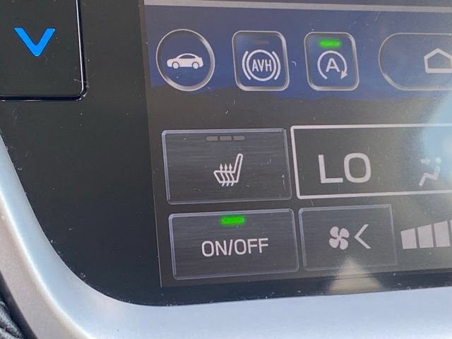 Certified 2024 Subaru Outback Premium AWD/4WD image 18