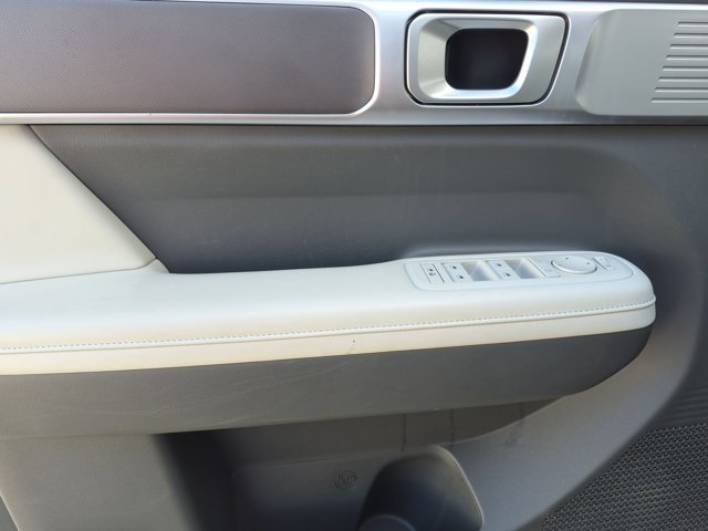 Used 2024 Hyundai Santa Fe SEL FWD image 11
