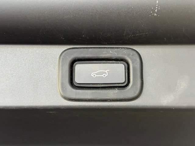 Used 2023 Land Rover Range Rover SE AWD/4WD image 18
