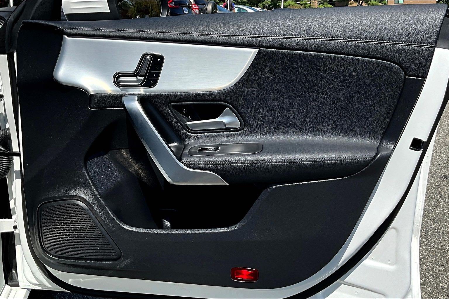 Used 2025 Mercedes-Benz CLA 250 4MATIC image 19