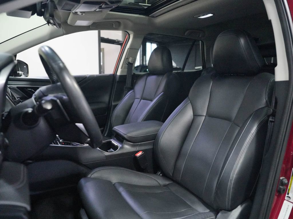 Used 2023 Subaru Outback Touring XT AWD/4WD image 30