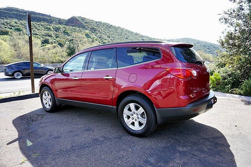 Used 2012 Chevrolet Traverse LT image 8