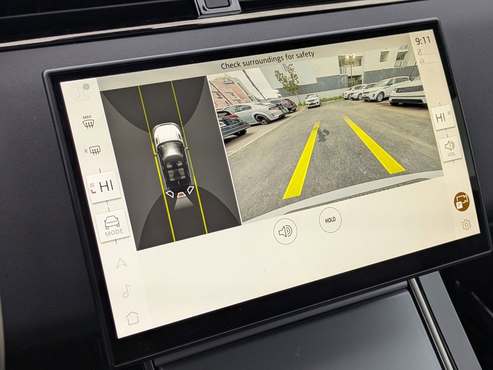 Used 2024 Land Rover Range Rover Evoque S image 24