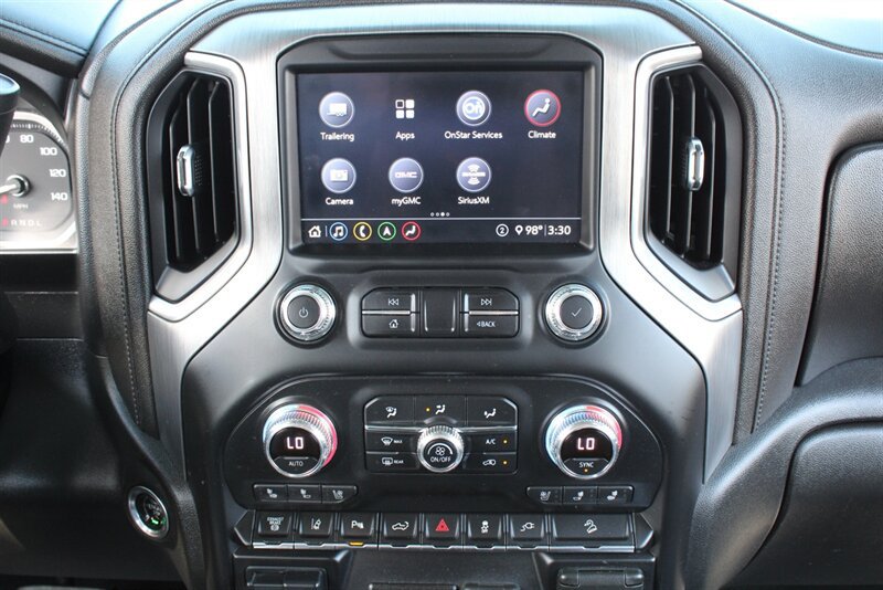 Used 2020 GMC Sierra 2500 Denali w/ Denali Ultimate Package AWD/4WD image 28