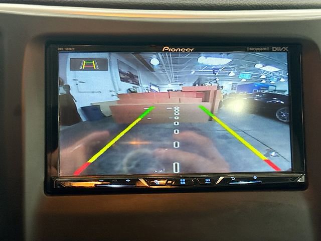 Used 2016 Jeep Cherokee Limited w/ Luxury Group AWD/4WD image 14