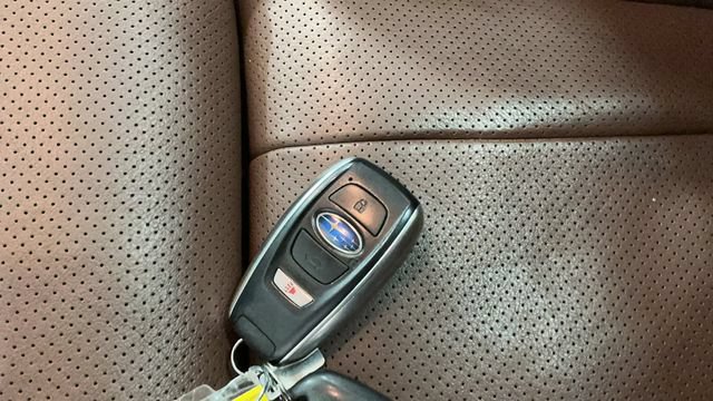 Used 2019 Subaru Ascent Touring AWD/4WD image 26