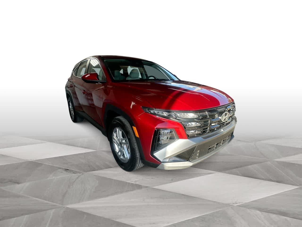 Used 2026 Hyundai Tucson SE FWD image 2