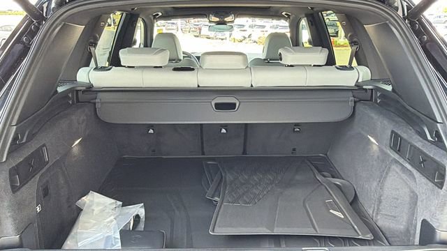 New 2026 BMW X5 sDrive40i w/ M Sport Package image 12