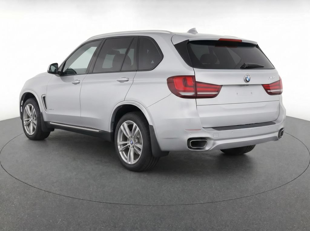 Used 2018 BMW X5 sDrive35i RWD image 3