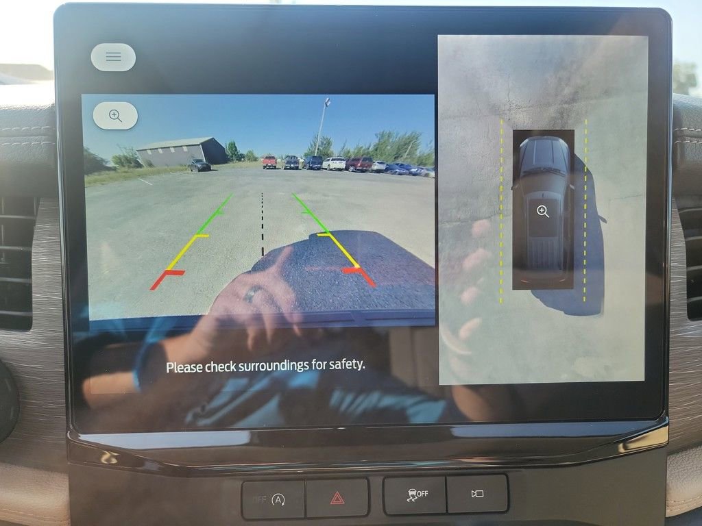 Used 2023 Ford Expedition Limited image 23