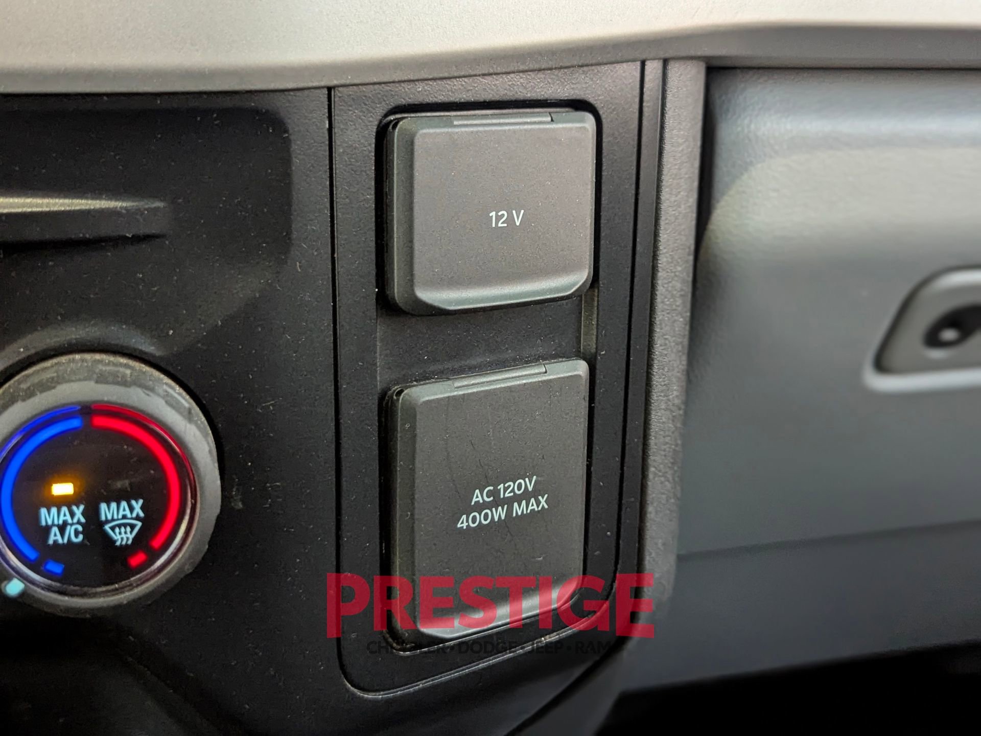 Used 2024 Ford F350 XLT image 25