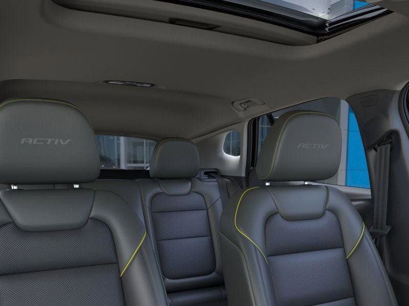 New 2026 Chevrolet Trax ACTIV w/ Sunroof Package FWD image 25