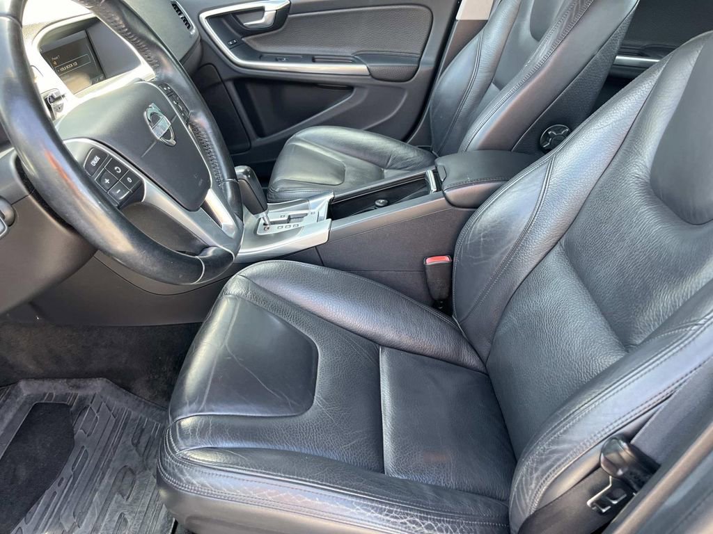 Used 2012 Volvo S60 T5 w/ Climate Pkg image 26