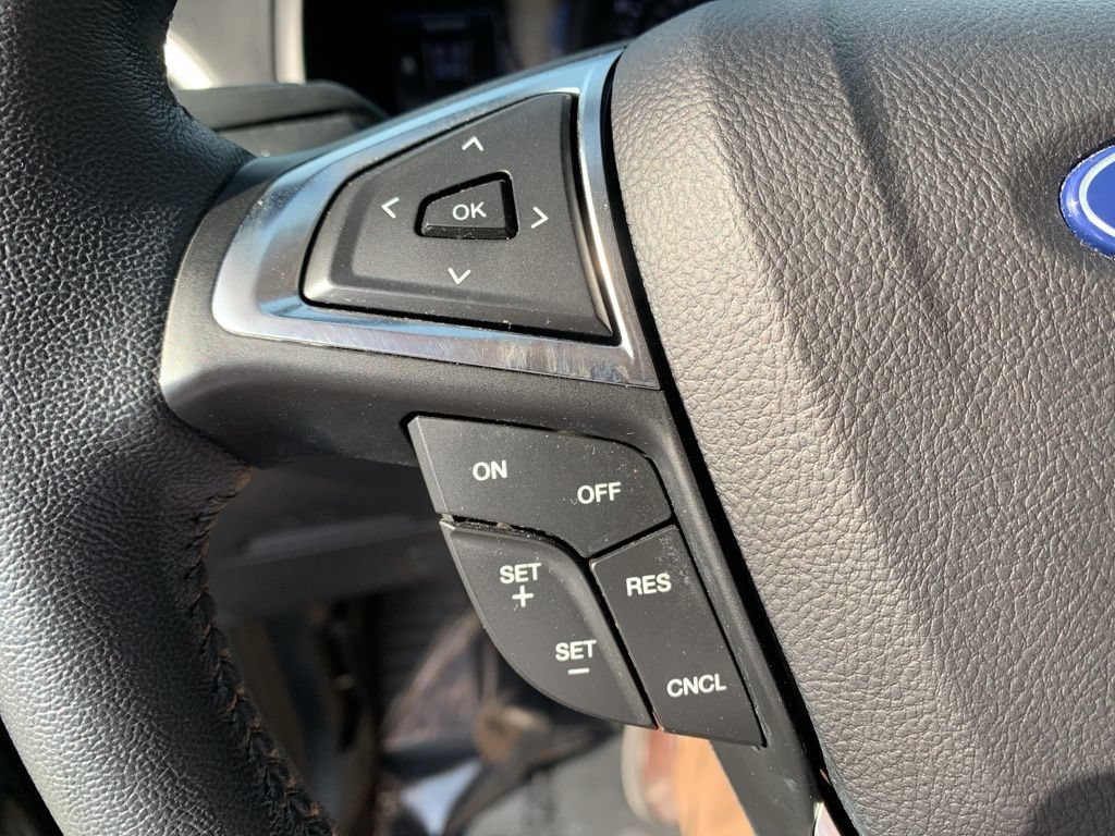 Used 2022 Ford Edge SEL w/ Convenience Package AWD/4WD image 32