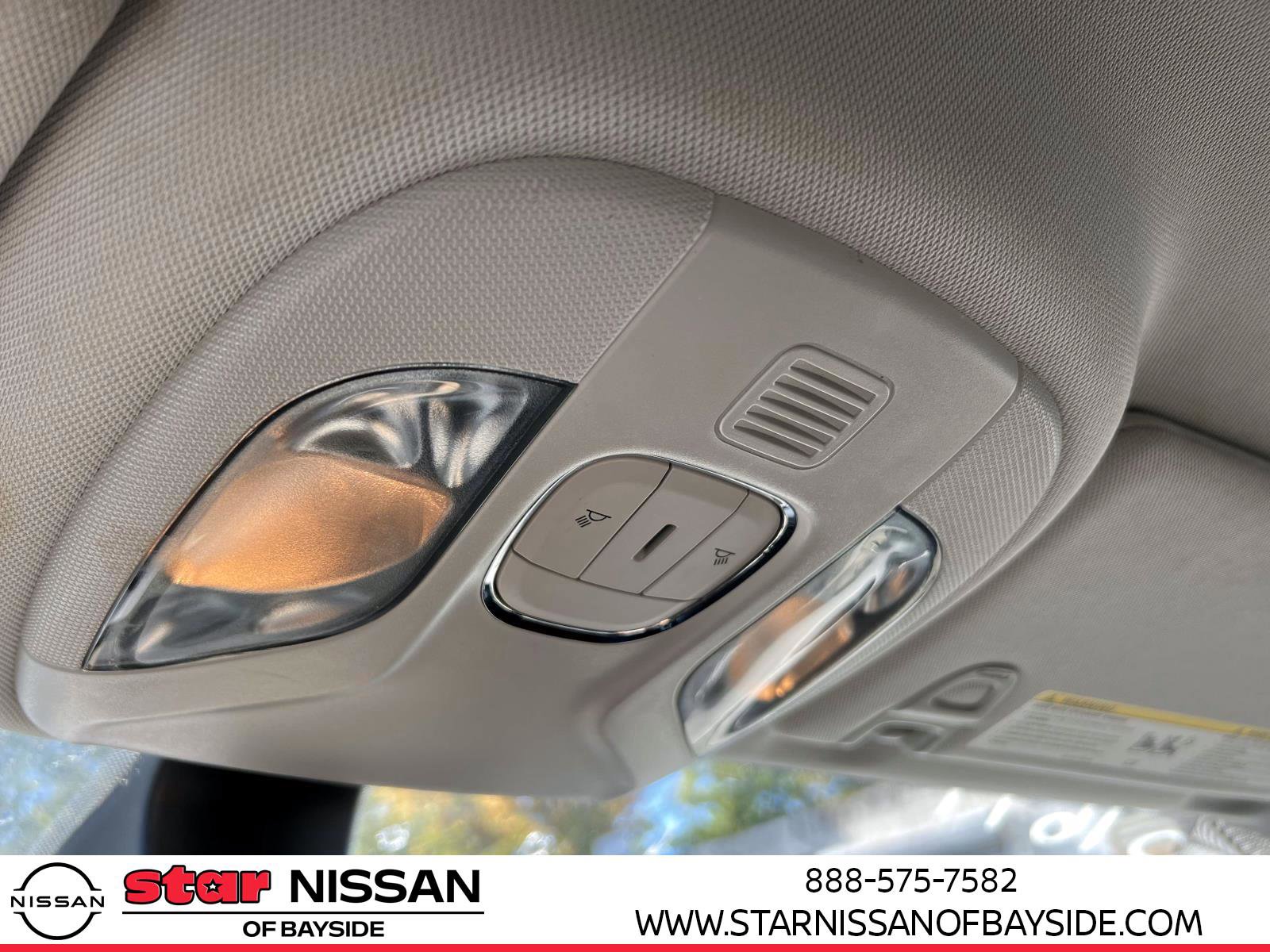 Used 2019 Jeep Compass Latitude image 30