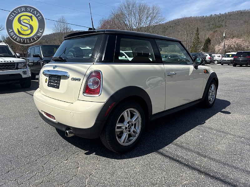 Used 2013 MINI Cooper Hardtop image 6