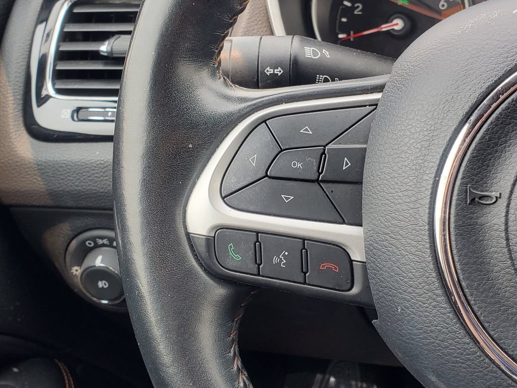 Used 2019 Jeep Compass Limited AWD/4WD image 14
