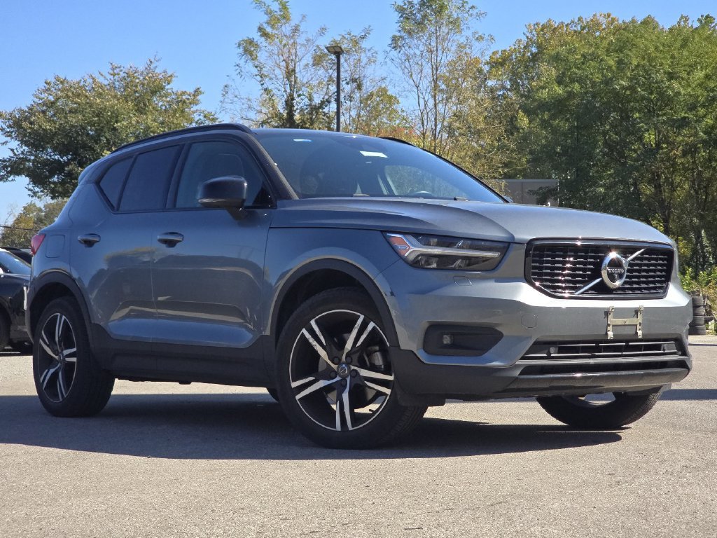 Used 2019 Volvo XC40 AWD T5