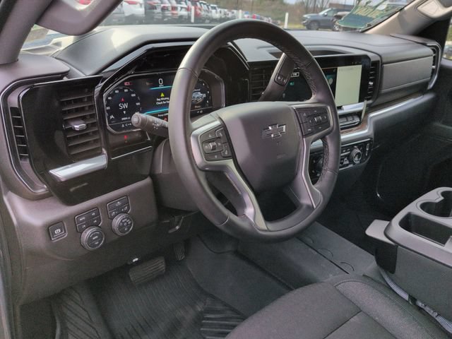 Used 2024 Chevrolet Silverado 1500 RST AWD/4WD image 12