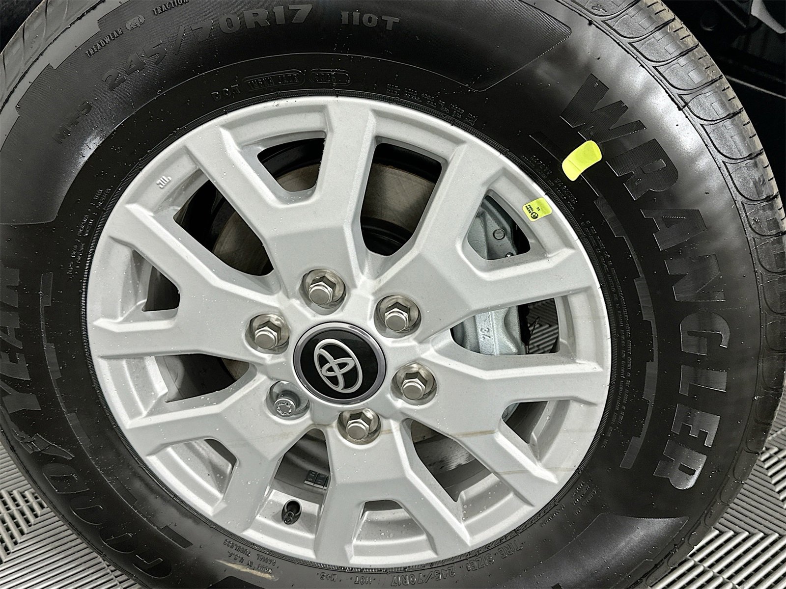 New 2025 Toyota Tacoma SR5 image 29