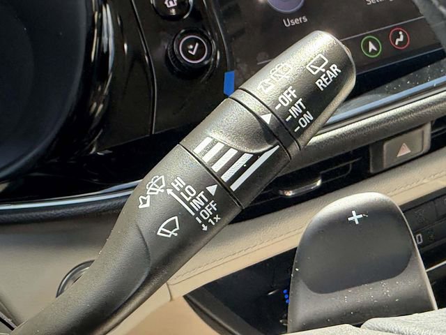 Used 2021 Buick Envision Avenir w/ Technology Package II AWD/4WD image 19