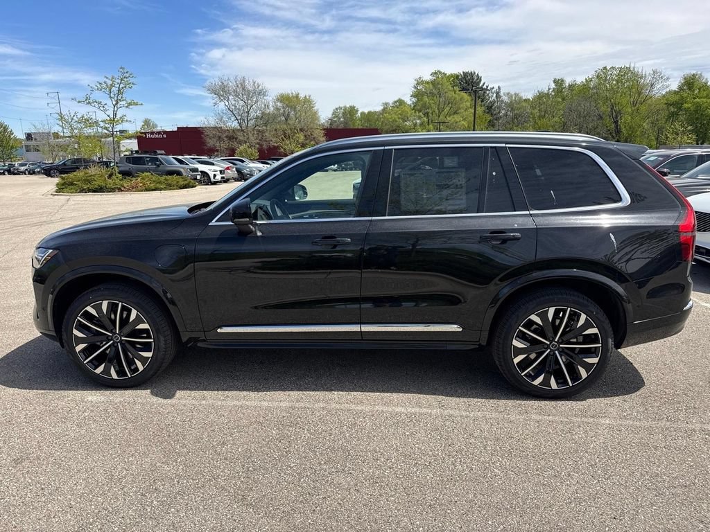 New 2026 Volvo XC90 T8 Plus w/ Protection Package Premier AWD/4WD image 2