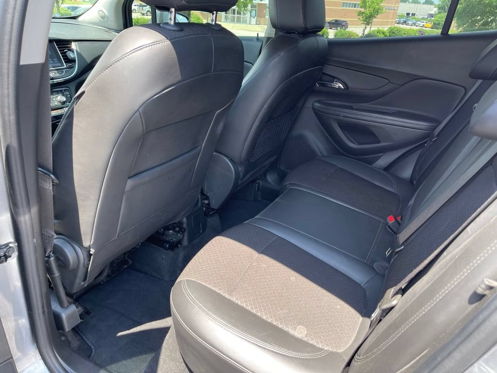 Used 2020 Buick Encore Preferred FWD image 6