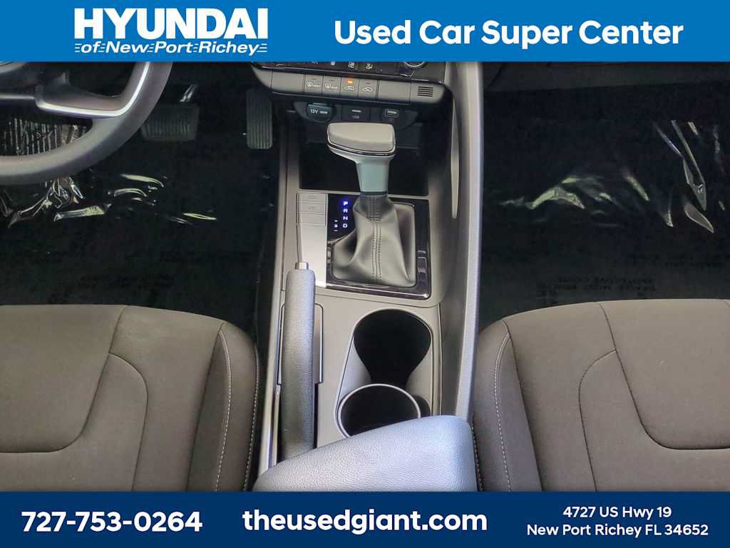 Certified 2023 Hyundai Elantra SEL w/ Cargo Package FWD image 18
