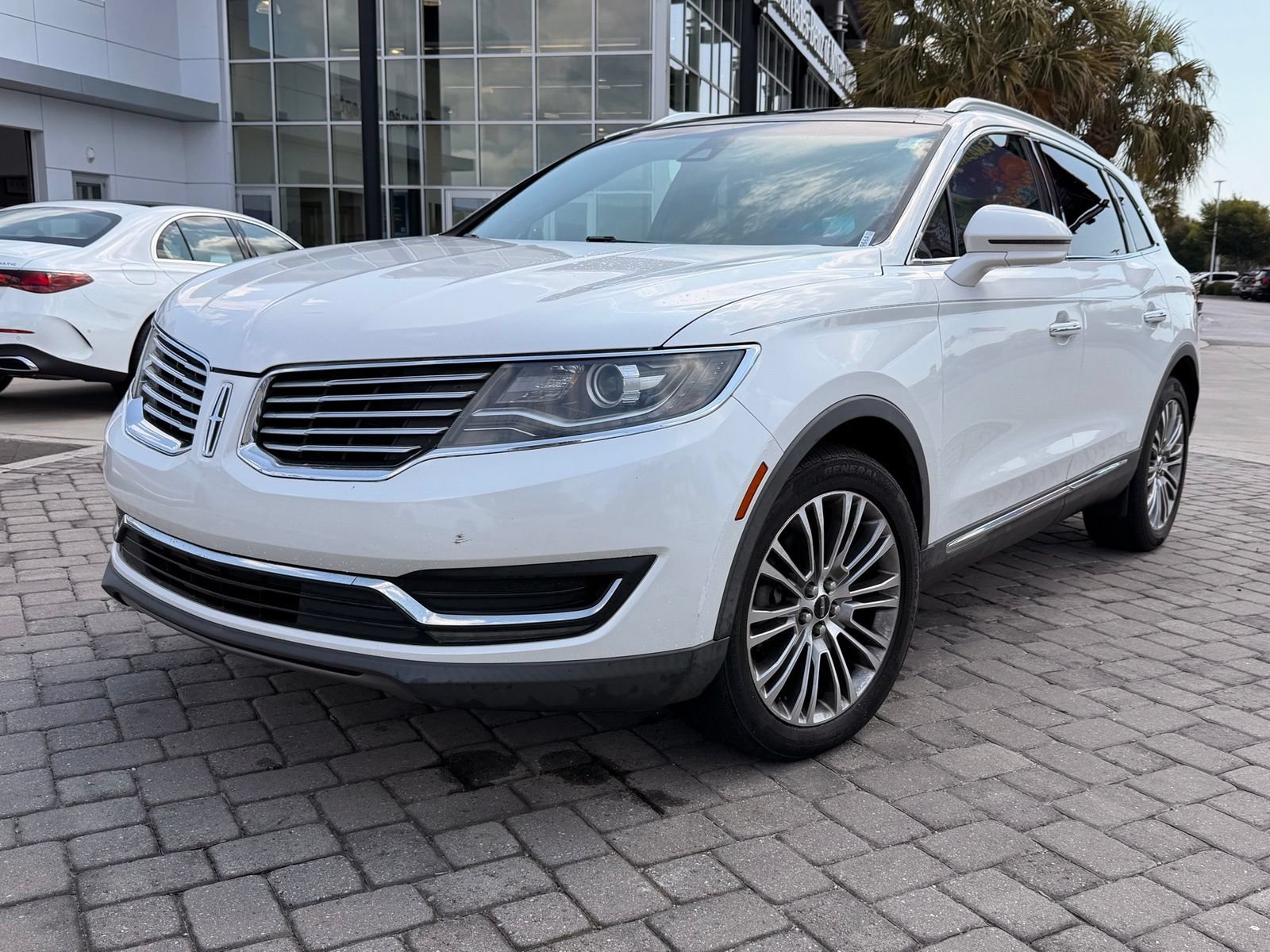 Used 2016 Lincoln MKX Reserve w/ Driver Assistance Package