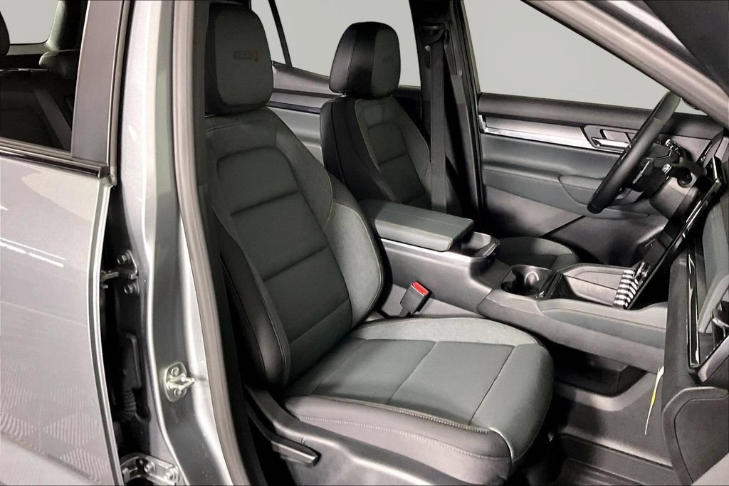 New 2026 GMC Terrain AT4 w/ LPO, Floor Liner Package AWD/4WD image 11