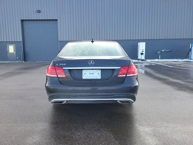 Used 2014 Mercedes-Benz E 350 Sedan image 4