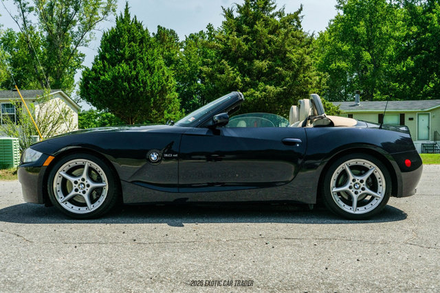 Used 2008 BMW Z4 3.0si RWD image 3