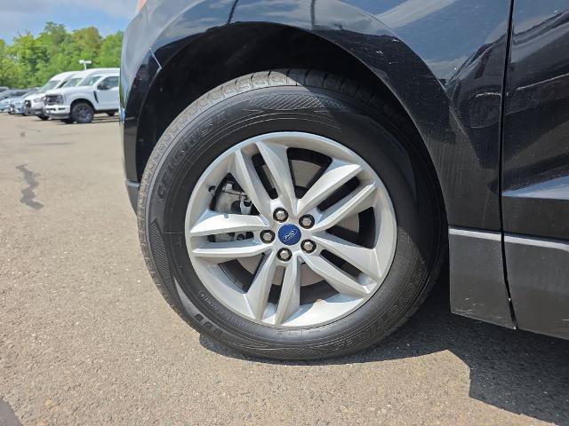 Certified 2018 Ford Edge SEL w/ Equipment Group 201A AWD/4WD image 14