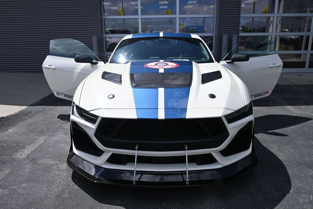 New 2025 Ford Mustang GT Premium w/ 60th Anniversary Package RWD image 25