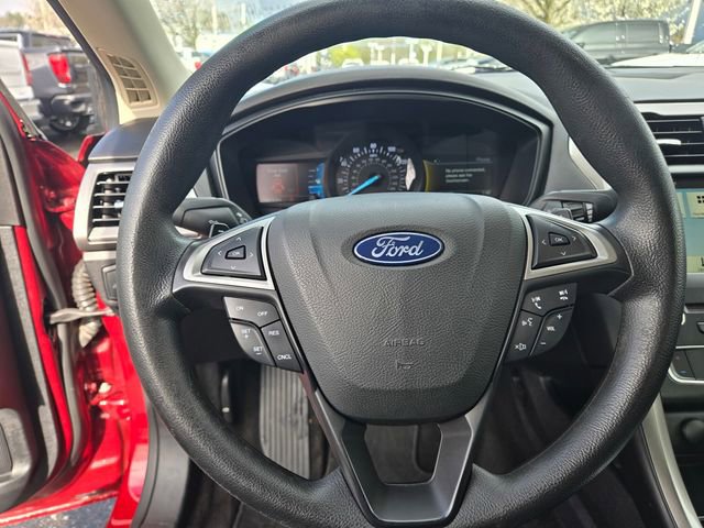 Used 2018 Ford Fusion SE w/ Fusion SE Technology Package image 25