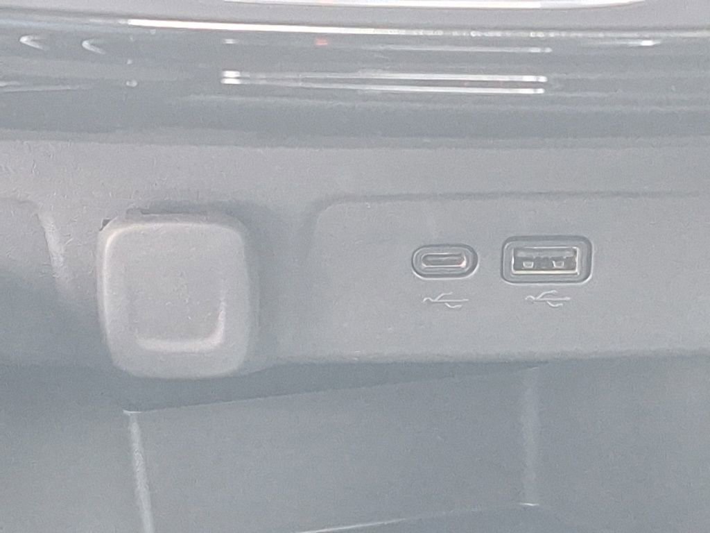 New 2026 Chevrolet Trax RS w/ Driver Confidence Package image 36