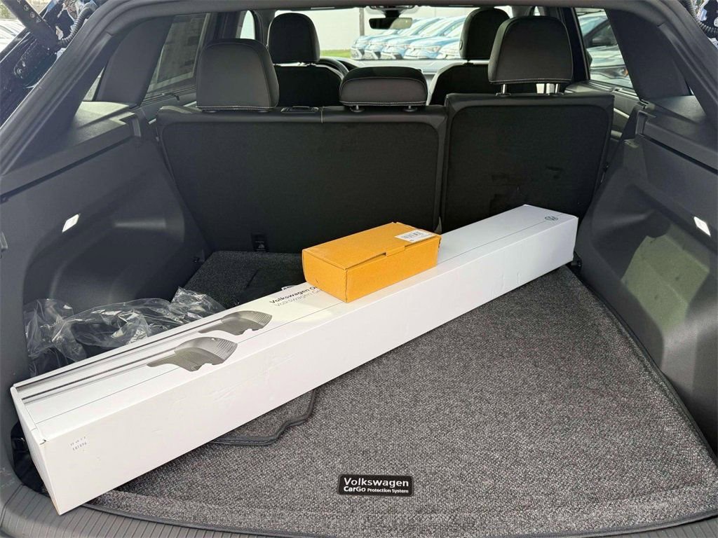 New 2026 Volkswagen Atlas Cross Sport SE image 27