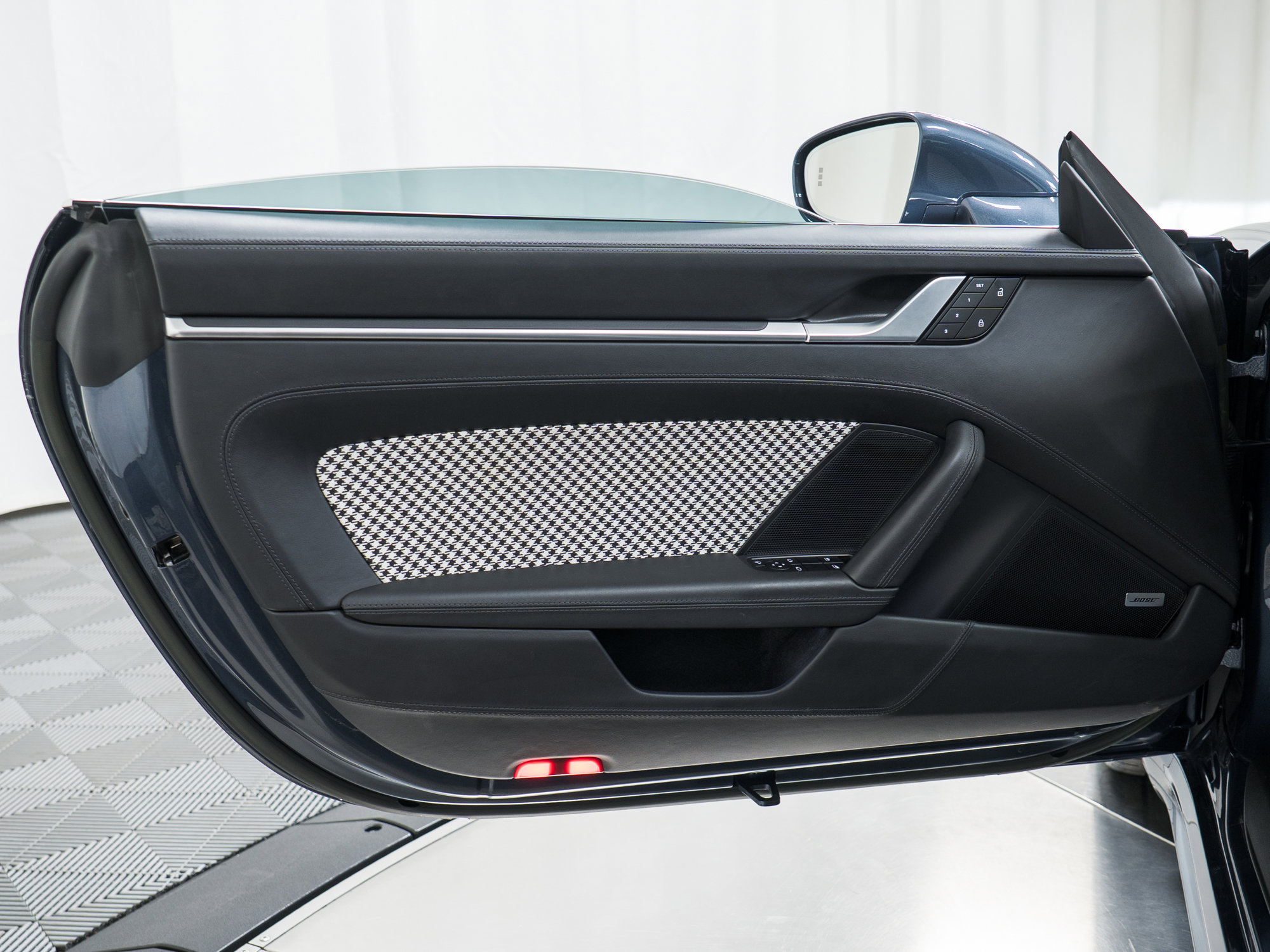 Used 2023 Porsche 911 Sport Classic image 13