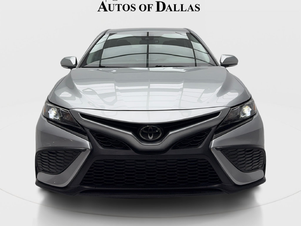 Used 2023 Toyota Camry SE FWD image 4